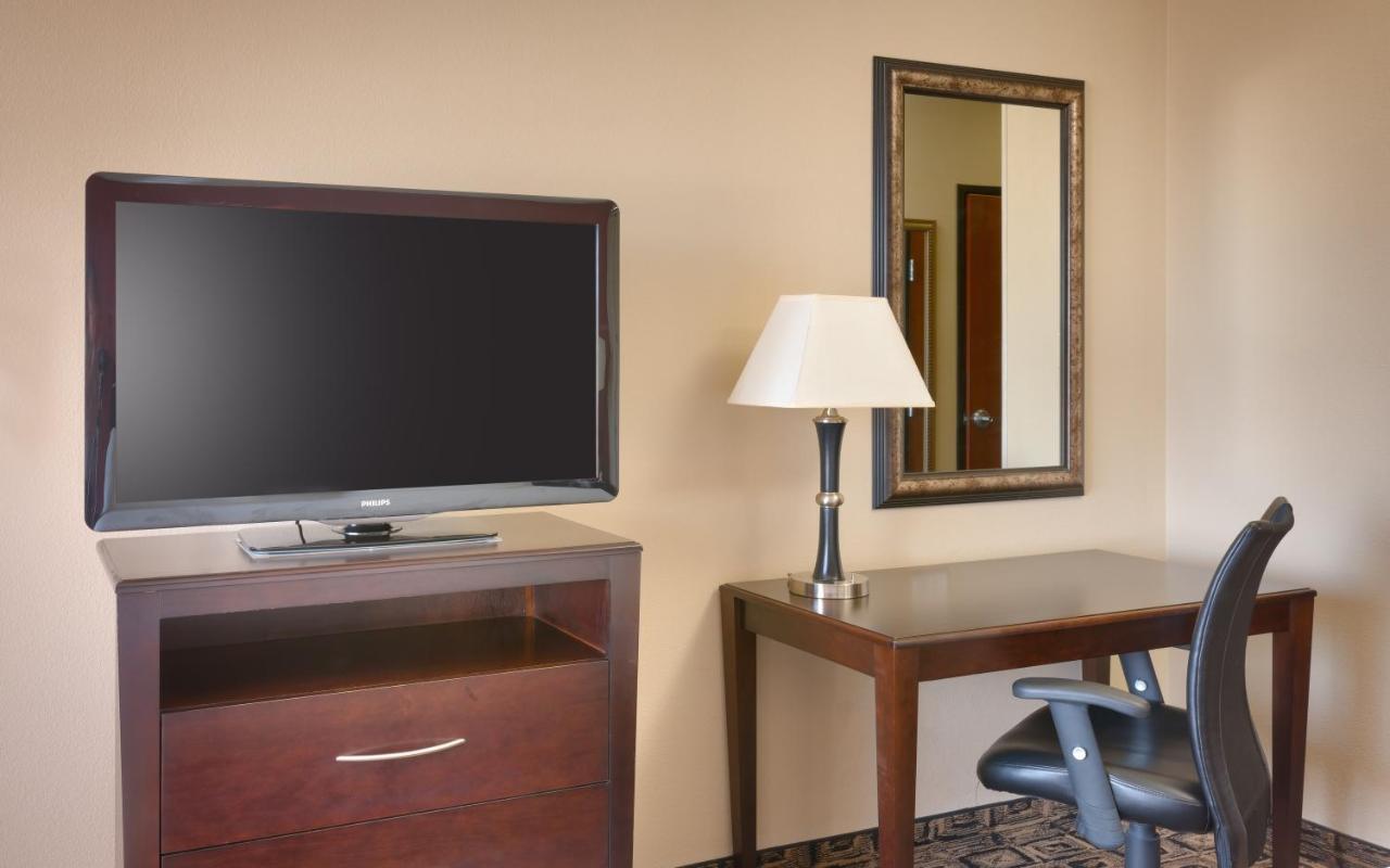 Holiday Inn & Suites Salt Lake City - Airport West, An Ihg Hotel Εξωτερικό φωτογραφία